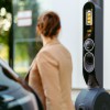 HUK-Umfrage: Umstiegstempo auf Elektroautos halbiert 