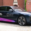 Gesundheitscheck im fahrenden Auto: Der Notarzt fährt immer mit