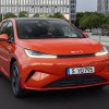 BYD Dolphin G DM-i: Plug-in-Premiere in der Polo-Klasse