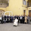 Für himmlische Stern-Fahrten: Papst Franziskus erhält sein erstes elektrisches "Papamobil"