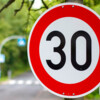 Maßnahmen gegen schwere Verkehrsunfälle: "Sicherheit mit Augenmaß statt pauschaler Tempolimits"