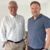 Digitaler Autohandel: Vertriebsprofi berät Veact