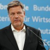 Autogipfel: Habeck will bei Hilfen keine "Schnellschüsse"