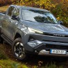Neuer Toyota Hilux BEV: Mit Strom über Stock und Stein