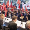 Betriebsversammlung: VW verteidigt strikten Sparkurs