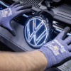 Nach Gewinneinbruch 2024: VW rechnet mit leichtem Umsatzwachstum
