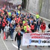 "Müssen was tun": Massiver Protest gegen Stellenabbau bei ZF