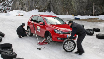 Sicherheit: ACE und GTÜ testen Winterreifen