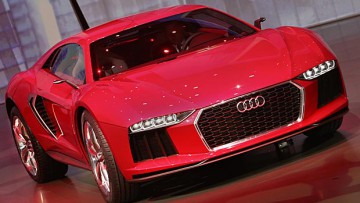 Nanuk Quattro Concept: Audi fährt Zehnzylinder-Sportwagen vor