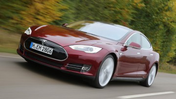 Brandfälle: KBA gibt Entwarnung für Tesla Model S