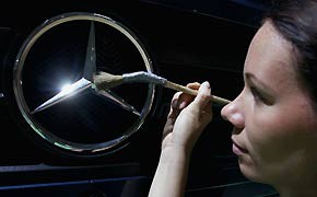 Studie: Daimler erneut Liebling der Deutschen