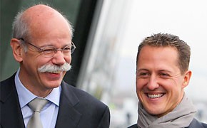 Formel 1: Zetsche stärkt Schumi den Rücken