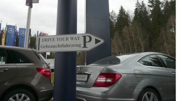 Besitzumschreibungen: Weniger Halterwechsel als Juli 2013
