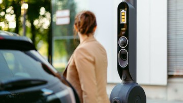 HUK-Umfrage: Umstiegstempo auf Elektroautos halbiert