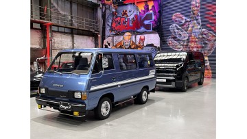 Kult aus Korea – Kia gelang es überraschend früh, Kultautos zu lancieren, so 1981 den Minibus Bongo, der heute im Kia PV5 (im Hintergrund) einen elektrischen Nachfolger findet.