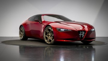 Mit der Designstudie Cuorerosso gibt Alfa Romeo einen Ausblick auf die künftige Gestaltung seiner Fahrzeuge
