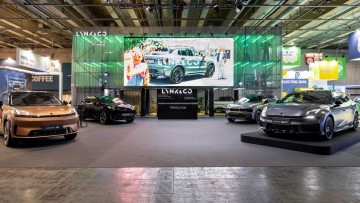 Lynk & Co präsentiert auf dem Pariser Autosalon seine aktuelle Modellpalette