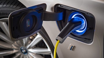 Umstieg auf Elektroautos: "Es darf niemand unter die Räder kommen"