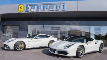 Singen: Autohaus Gohm modernisiert Ferrari-Showroom