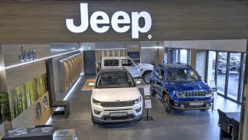 Jeep Store im Breuningerland Sindelfingen