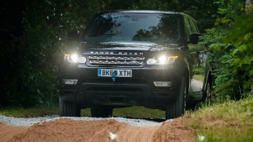 Land Rover: Autonom ins Gelände