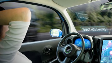 Autonomes Fahren: Weniger Unfälle, aber deutlich teurere Reparaturen