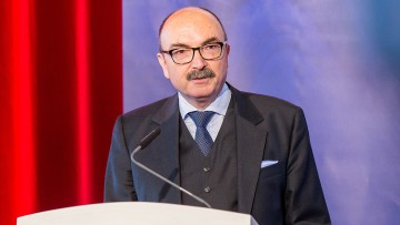 Die Stimme der Geschädigten: Bernd Höke geht jetzt ganz