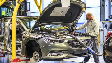 Opel: Erste Mitarbeiter in Werksferien