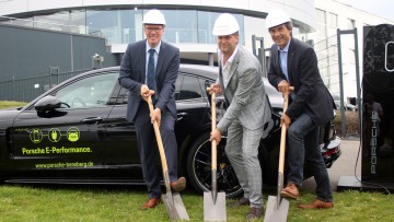 Porsche Zentrum Bensberg: Spatenstich für Schnellladepark