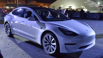 US-Verbrauchermagazin: Doch Kaufempfehlung für Tesla Model 3