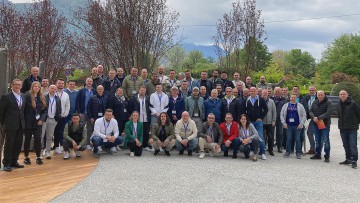 Die Teilnehmer der Partnerschafts-Fachtagung von AkzoNobel und Prosol am Comer See.