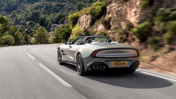 Aston Martin Vanquish Volante