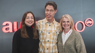 Jana Müller (Account Managerin Snook), Comedian Maddin Schneider und Diana Rössel (Leitung Kommunikation Autoexpo)