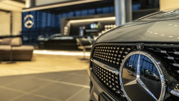 Im zweiten Quartal: Mercedes-Benz verkauft weniger Autos