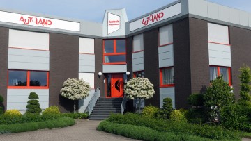 Zentrale der Autoland AG in Leipzig-Brehna