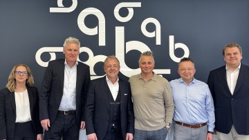 V. li.: Anna-Lena Betzemeier, Christoph Reuter (MCE), Marco Christ (MCE), Björn Hippmann (Midata) und Maximilian Betzemeier