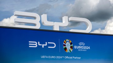 Hauptsponsor der UEFA war der Elektrobauer BYD aus China. 