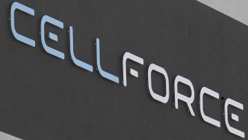 Cellforce-Logo an der Fassade des Sitzes des Batterie-Unternehmens in Kirchentellinsfurt