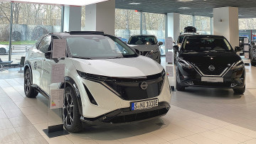 Nissan-Showroom der Emil Frey Gruppe in Stuttgart