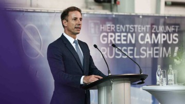 Florian_Huettl_Opel_Stellantis_picture-alliance_dpa_Hannes_P_Albert_HD