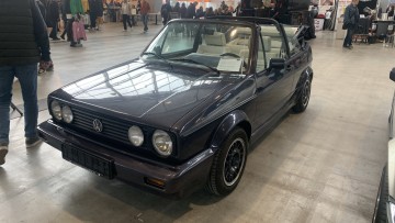 Golf 1 Cabriolet in blau