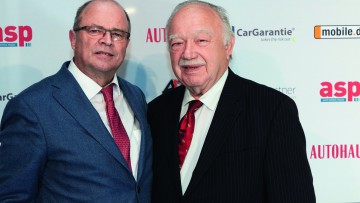 Bernhard Enning und Prof. Hannes Brachat