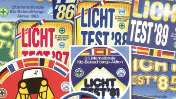 Historische Licht-Test-Plaketten