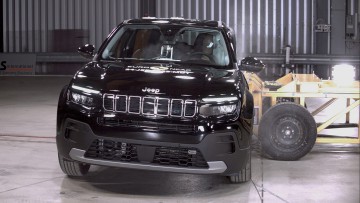 Ein Jeep Avenger wird von EuroNCAP gecrasht