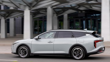Kia K4 Sportswagon