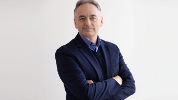 Lucid, Lawrence Hamilton