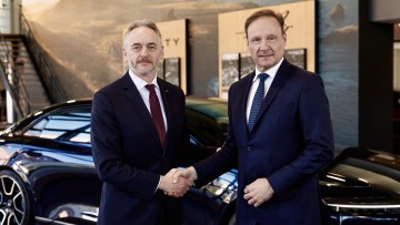 Lawrence Hamilton, President Europa bei Lucid (li.) und Ernst-Jürgen Wackenhut, CEO Wackenhut