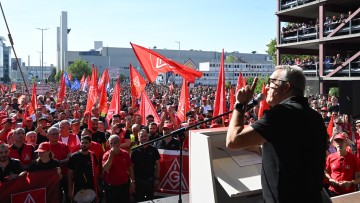 Mercedes_Protest_IG_Metall_Bernd Weißbrod_dpa