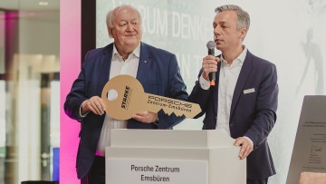 Michael Starke, Inhaber der Starke Automobilgruppe (l.), und Geschäftsführer Peter Etzbach
