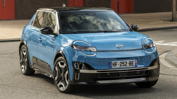 Die ersten Nissan Micra mit E-Antrieb rollen Anfang kommenden Jahres zu den Kunden.
